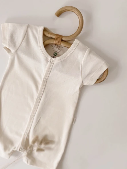 Naturaborn GOTS Organik Sertifikalı Yarım Kollu Şort Paçalı Bebek Tulum - 11