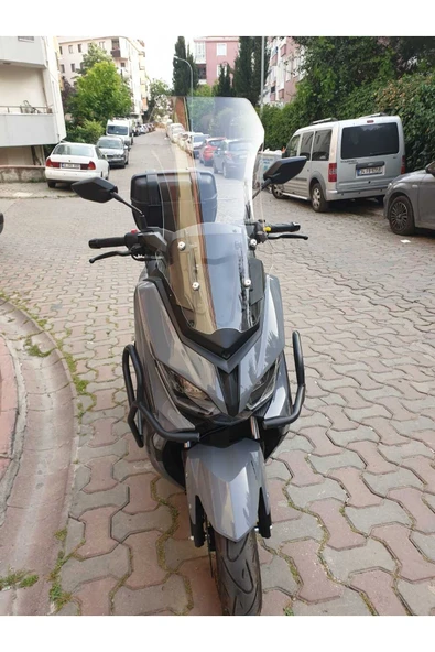 MOTOCAM Küba Novax 200 Siperlik Ön Cam 2023-2025 Model 57cm Şeffaf Renkli 4mm
