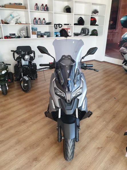 MOTOCAM Motolüx RT2 Ragner Siperlik Ön Cam 2023-2025 Model 56cm Siyah Renkli 4mm UZUN CAM