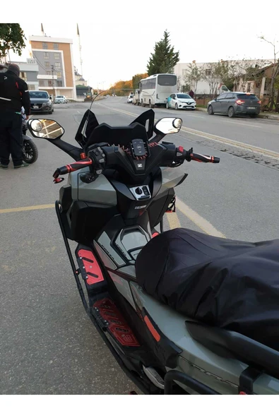 MOTOCAM Honda Forza 250 Siperlik Ön Cam 2021-2025 Model 47cm Şeffaf Renkli 4mm BOY - 3