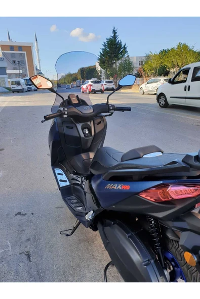 MOTOCAM Arora Max PRO Siperlik Ön Cam 2023-2025 Model 75cm Füme Renkli 4mm UZUN CAM - 3