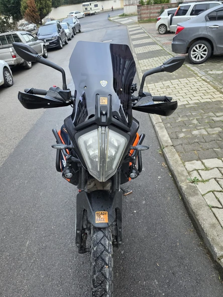 MOTOCAM KTM Duke 390 Siperlik Ön Cam 2013-2023 Model 44cm Siyah Renkli ORİJİNAL BOYLU
