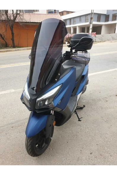 MOTOCAM Kymco Xtown 250 İ Siperlik Ön Cam 2020 2025 Model 83cm Siyah Renkli 4mm UZUN CAM - 3