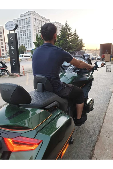 MOTOCAM Honda Goldwing Bagger Siperlik Ön Cam 2018 2023 Model 38cm Füme Renkli 4mm ORTA BOYLU CAM - 3
