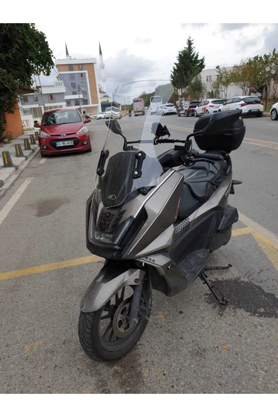 MOTOCAM kymco Skytown 125 Siperlik Ön Cam 2023-2025 Model 72cm Şeffaf Renkli 4mm UZUN CAM - 3