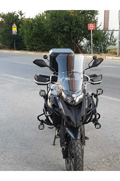 MOTOCAM Benelli TRK 502 X Siperlik Ön Cam 2017-2025 Model 54cm Şeffaf Renkli 4mm UZUN CAM