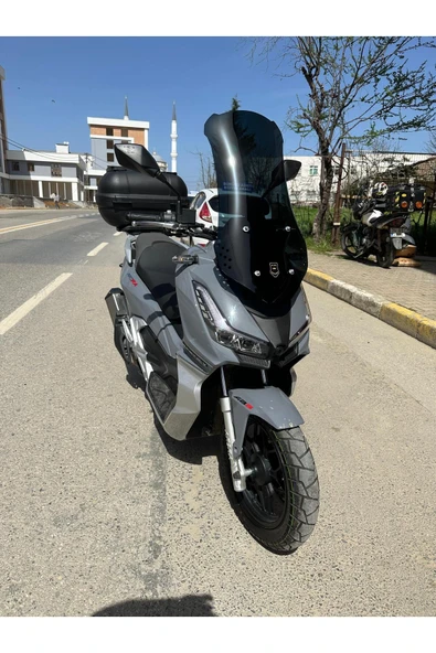 MOTOCAM Arora Beatrix 150 Siperlik Ön Cam 2023-2025 Model 75cm Siyah Renkli 4mm UZUN CAM - 2