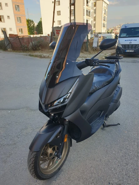 MOTOCAM RKS RZ 250 S Siperlik Ön Cam 2022-2025 Model 68cm Siyah Renkli 4mm - 2