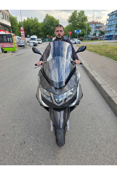 MOTOCAM Piaggio X10 Siperlik Ön Cam 2011-2017 Model 73cm Şeffaf Renkli 4mm