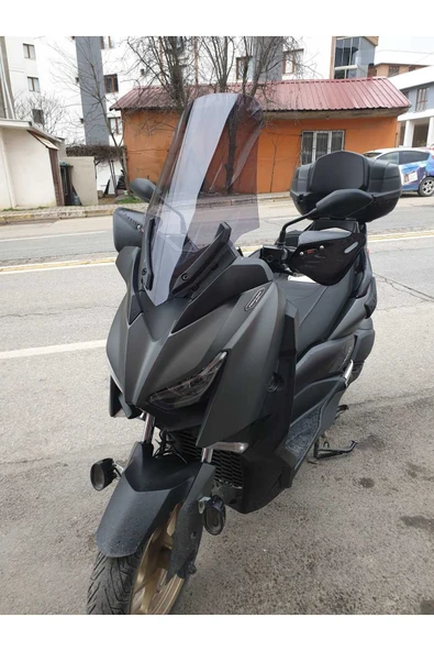 MOTOCAM Yamaha Xmax 250 Siperlik Ön Cam 2018 2022 Model 65cm Füme Renkli 4mm ORTA BOYLU CAM - 2