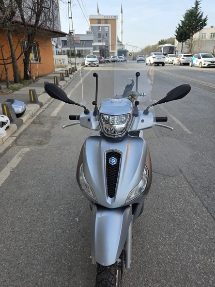 MOTOCAM Piaggio Medley S 150 Ön Cam 2021-2025 Model 54cm Şeffaf Renkli APARATSIZ GÖNDERİLİR
