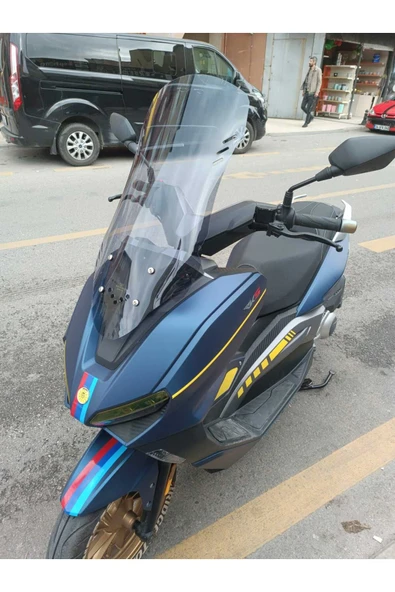 MOTOCAM RKS Vieste 249 Siperlik Ön Cam 2022-2025 Model 55cm Füme Renkli 4mm KISA SPOR CAM - 3