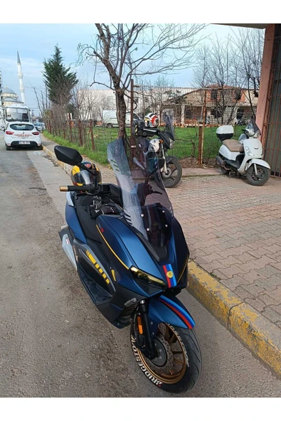 MOTOCAM RKS Vieste 249 Siperlik Ön Cam 2022-2025 Model 55cm Füme Renkli 4mm KISA SPOR CAM - 2