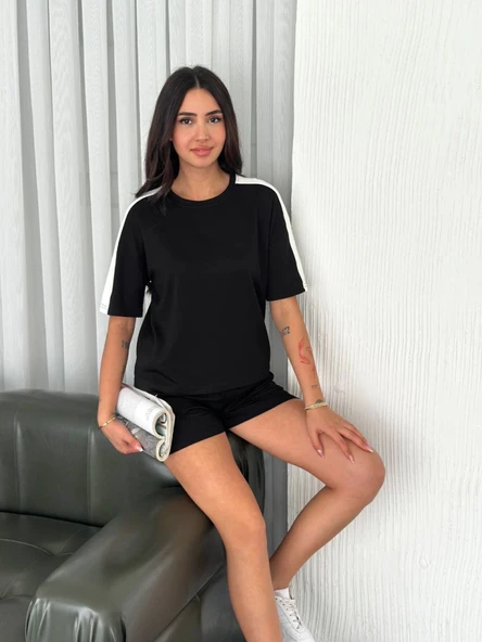 Lucky Life Kadın  Yumuşak Dokulu Kumaş Parçalı Bisiklet Yaka T-shirt Kısa Şort İkili Takım - Siyah