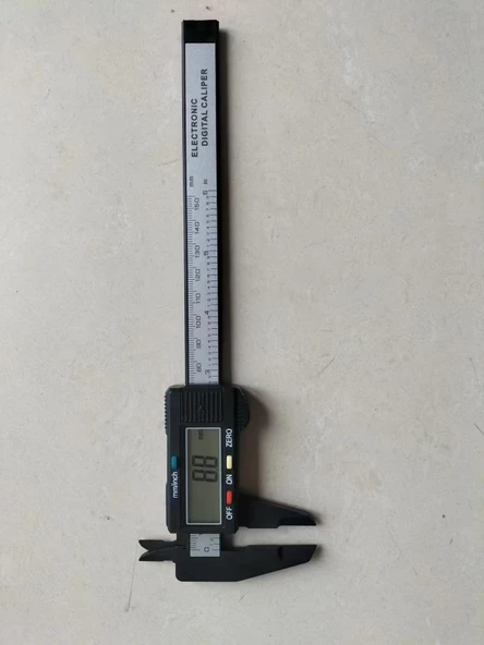 Dijital Kumpas (Plasti̇k Parçalar)
