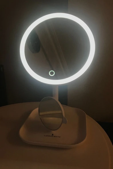 LAND OF MYTH - 1x-5x Büyütmeli 23 Led Işıklı Makyaj Aynası, 360 ° Döner, Dokunmatik Sensörlü, Kablolu - 6