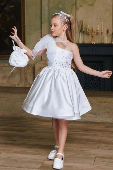 Kız Çocuk Göğsü İnci Taş İşlemeli Tek Omuz Şeffaf Askılı Eteği Kabarık Beyaz Abiye - Resim 10