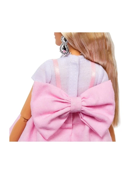 Barbie Deluxe Style Bebekler Sarı Saçlı HYV27 - 5
