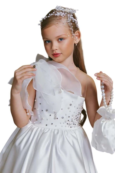 Kız Çocuk Göğsü İnci Taş İşlemeli Tek Omuz Şeffaf Askılı Eteği Kabarık Beyaz Abiye - Resim 9