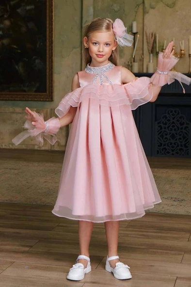 Kız Çocuk Omuzu Açık Yakası Taş İşlemeli Göğsü Fırfırlı İçi Astarlı Somon Abiye ürün görseli