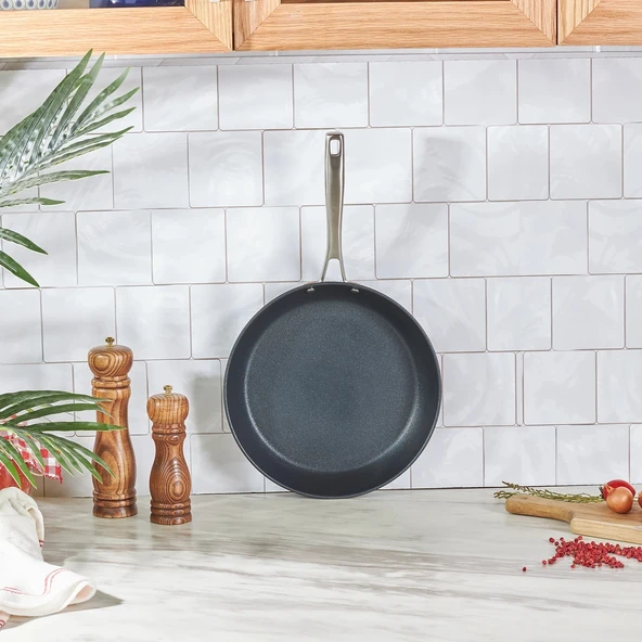 Karaca Biodiamond Pro İndüksiyon Tabanlı Tava 26 Cm