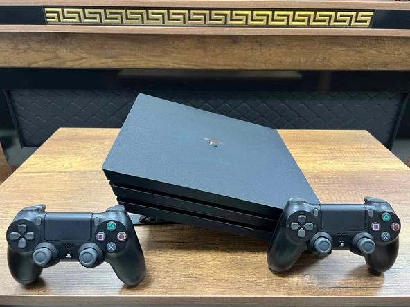 PlayStation 4 Pro 1 TB Çift Kol (İKİNCİ EL) - 4