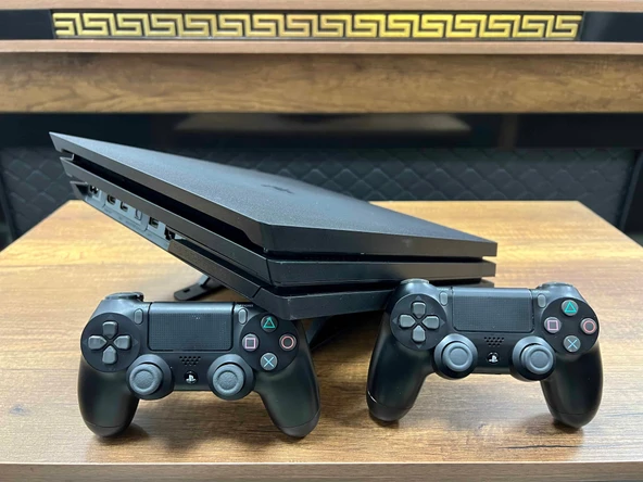 PlayStation 4 Pro 1 TB Çift Kol (İKİNCİ EL) - 5
