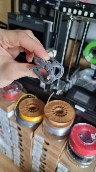 Byr Saab B205 Motor Bloğu Kolye Anahtar Yüzük (Sadece Plastik Aparattır!!!) 3D - 3