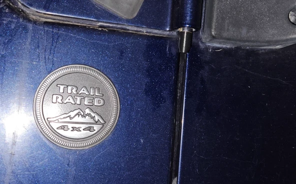 Jeep TJ Kapı Menteşe Bolt Kapak Kılavuzu (Plastik Aparattır!!!)