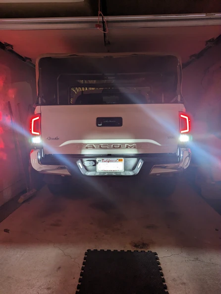 Byr Tacoma LED plaka ışık ayarlayıcı [yedek kamera için] (Sadece Plastik Aparattır!!!) 3D - 4