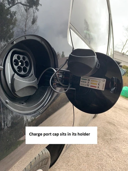 Şarj bağlantı noktası kapağı tutucu (koltuk mii elektrik, skoda citigo-e, volkswagen e-up!) (Plastik Aparattır!!!) - 5