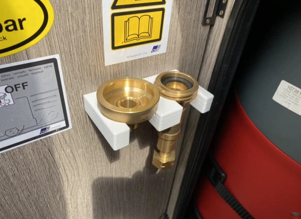 Byr LPG Adaptör Tutucu (Sadece Plastik Aparattır!!!) 3D - 4