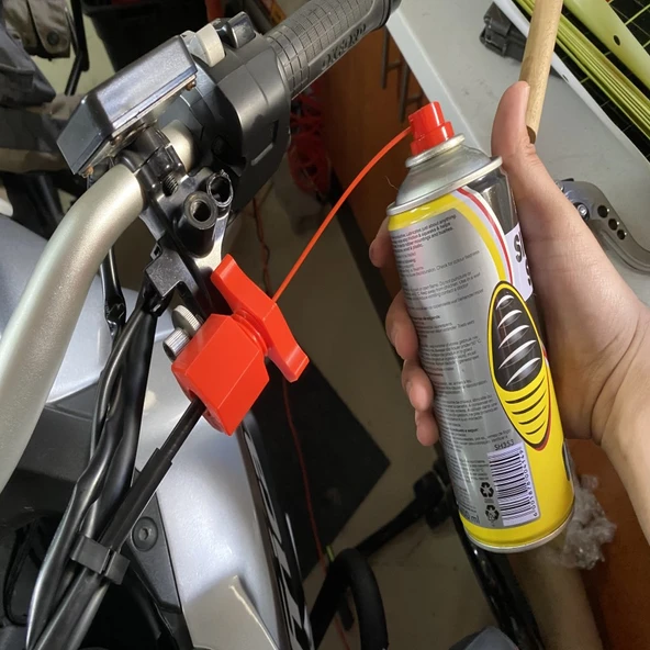 Motosiklet Kontrol Kablosu Yağlayıcı (Plastik Aparattır!!!)