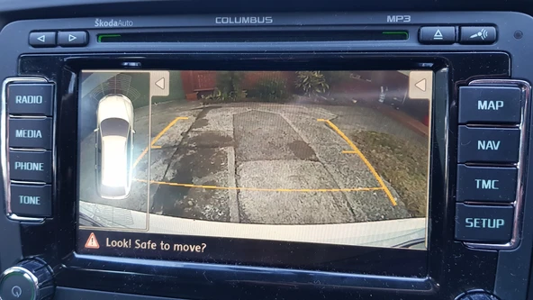 Byr Skoda Superb Reversing Kamera Braketi (Sadece Plastik Aparattır!!!) 3D - 4