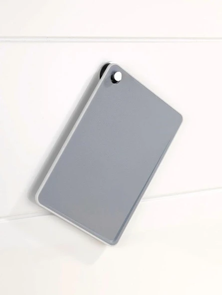 Saban Basic L Kesme Tahtası | Antibakteriyel, Kaymaz, Sulu Yemekler İçin Oluklu, Gıdaya Uygun 20,5 x 29 cm - Resim 3