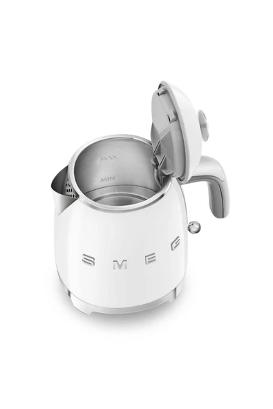 SMEG 50's Style Retro Serisi Mini Su Isıtıcı / Kettle Beyaz - 4