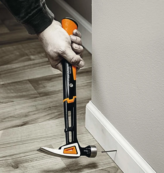 FISKARS IsoCore Çekiç M (1020213) - 11