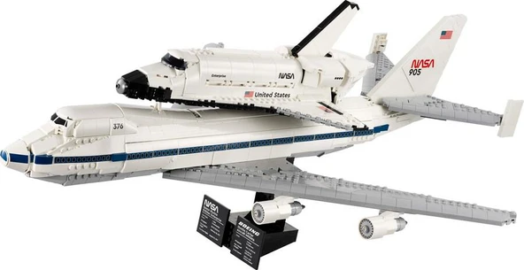 LEGO Icons 10360 Shuttle Carrier Aircraft - 3