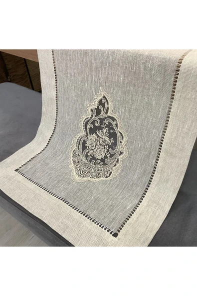 OYA home Gold Simli Keten & El Ajurlu Dantelli Ranır - 45*150 cm
