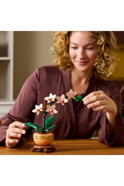 LEGO ® Botanicals Mini Orkide 10343 - 18+ Çiçek Model Yapım Seti (274 Parça) - 8