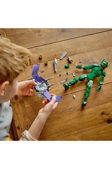 LEGO Marvel Green Goblin Yapım Figürü 76284 - Çocuklar için Planör ve Balkabağı Bombaları İçer - 4