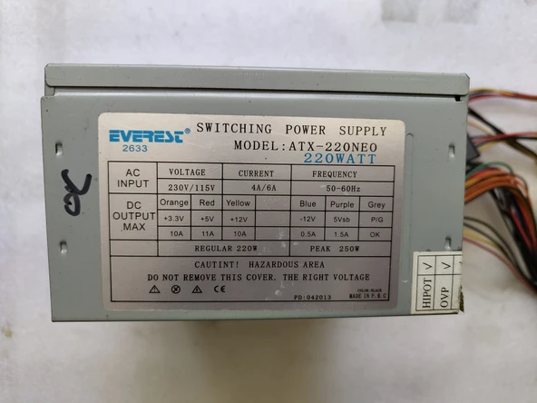 2. EL EVEREST 220W 24 PIN POWER SUPPLY