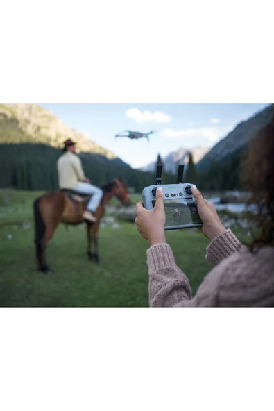 DJI Mini 4 Pro Fly More Combo Plus (DJI RC 2) - 4