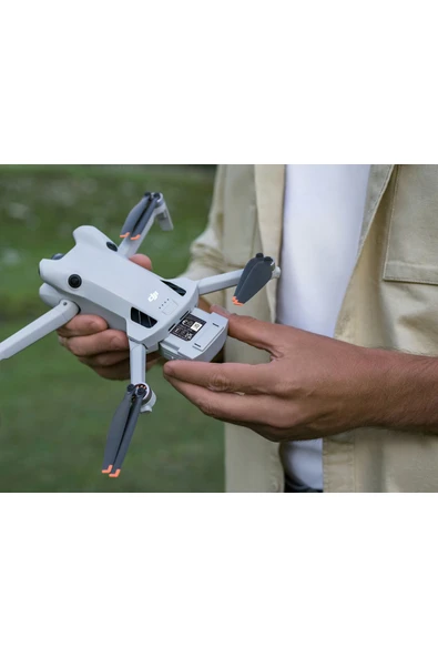 DJI Mini 4 Pro Fly More Combo Plus (DJI RC 2) - 5