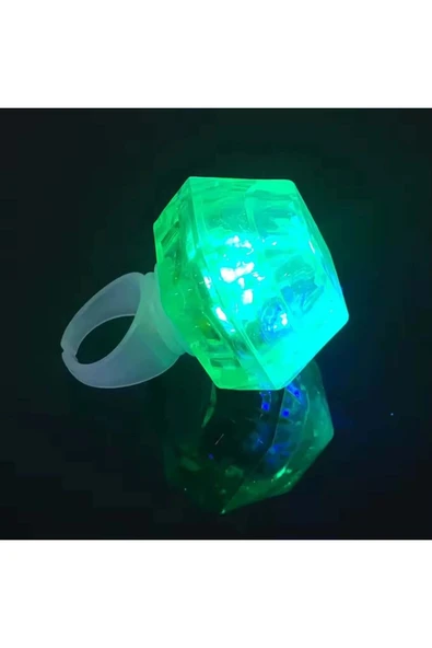 GÜLLÜ E STORE Kristal Tasarımlı Led Glow Işıklı 3 Modlu Yeşil Yüzük 3.5 X 5 Cm