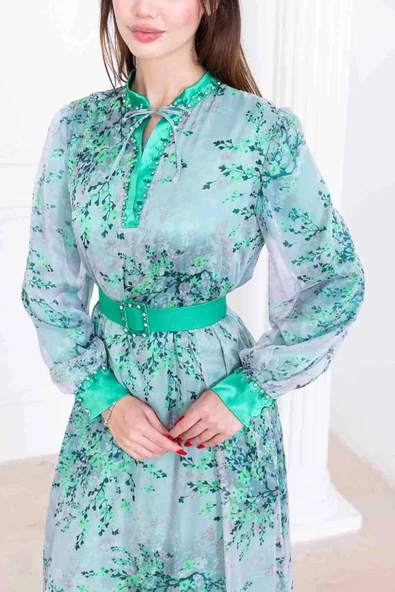 Yaka Bağlama Detaylı Boncuk İşlemeli Şifon Elbise 2735-Yeşil - Resim 4