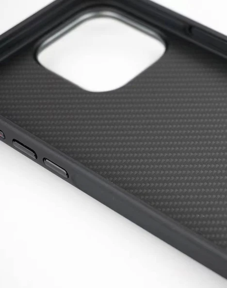 Apple iPhone 15 Pro Kılıf M-safe Şarj Özellikli Karbon Fiber Görünümlü Zore Troy Kapak - 6