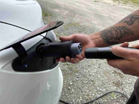 Byr Adaptateur Tesla USA Tip 2'ye (Sadece Plastik Aparattır!!!) 3D - 1
