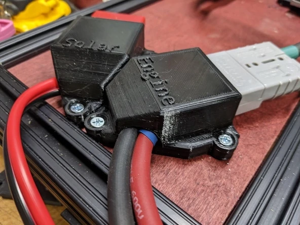Yüzey SB50 Anderson Powerpole kapakları etiketlerle (Plastik Aparattır!!!)