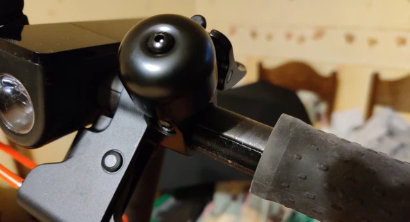 Byr Xiaomi M365 Gidon Kauçuk Şeridi (Plastik Aparattır!!!) 3D